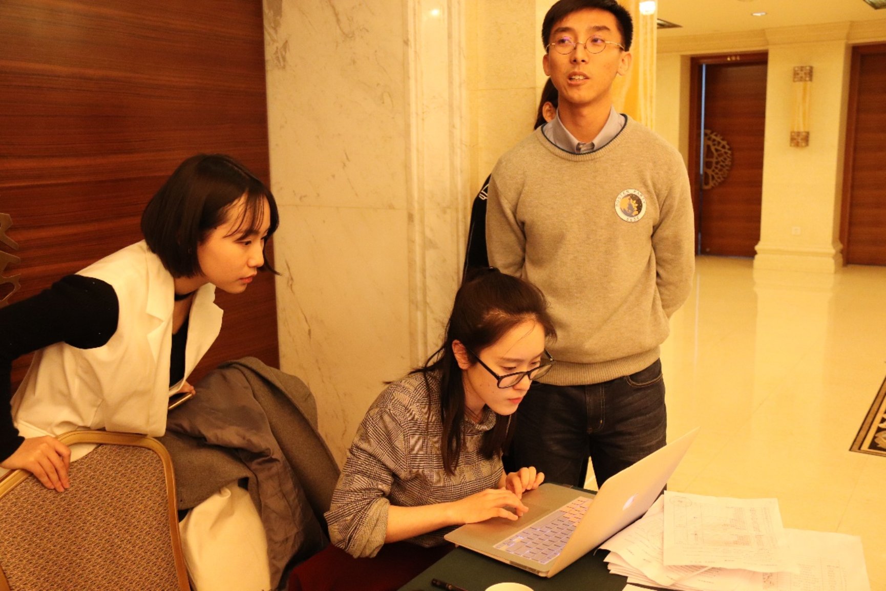H:\Books and Articles\课程\啪啪啦部\IMG_3001.JPG
