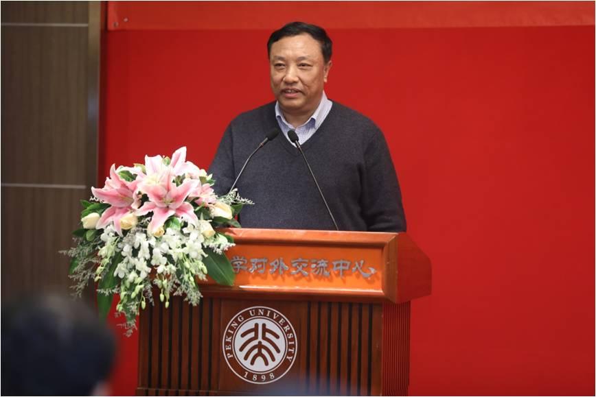 中国地质科啪啪啦
地质研究所所长候增谦院士发言.jpg